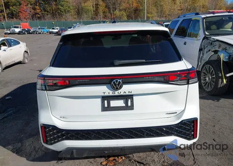 2025 Volkswagen Tiguan 2.0T Sel R-Line from USA, damaged, VIN 3VVLR7RM0SM033339